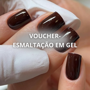 Manicure com Blindagem e Esmaltação em gel